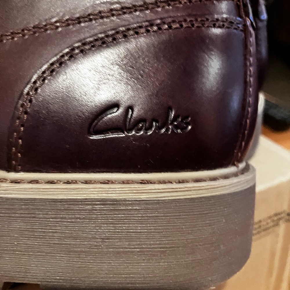 Clark’s Men’s Boots. Brand New in Box - Picture 2 of 4